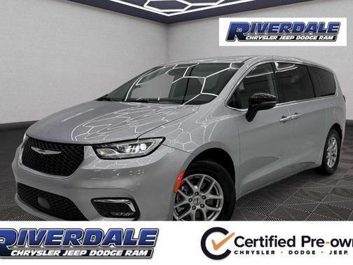2024 Chrysler Pacifica Touring-L