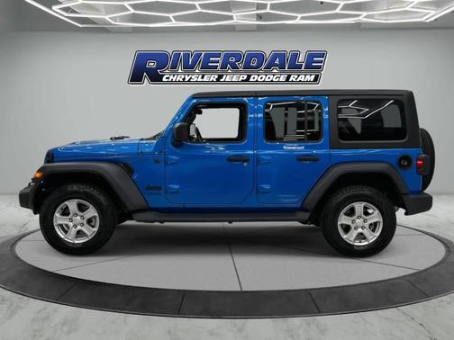2022 Jeep Wrangler Unlimited Sport