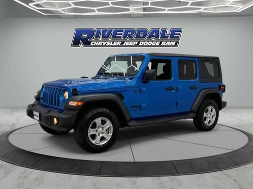 2022 Jeep Wrangler Unlimited Sport