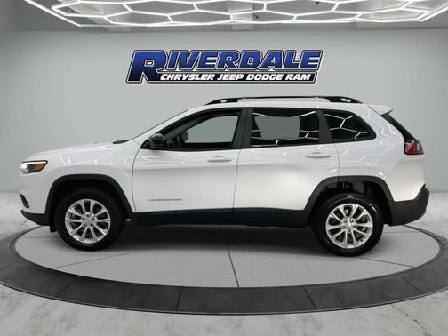 2022 Jeep Cherokee Latitude Lux