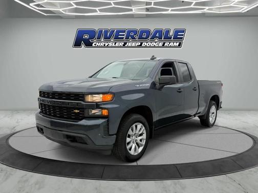 Shadow Gray Metallic 2020 Chevrolet Silverado 1500 Custom