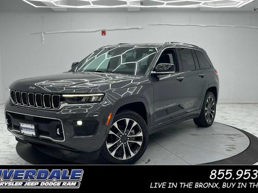 2022 Jeep Grand Cherokee Overland
