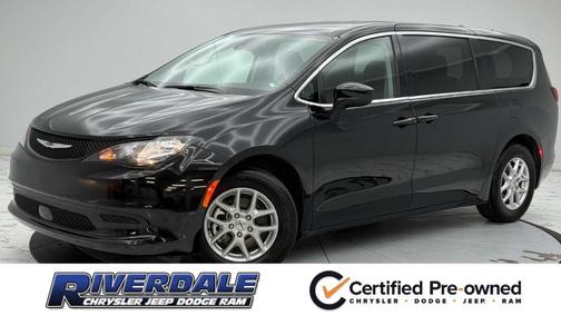2024 Chrysler Voyager LX
