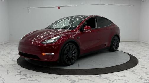 2024 Tesla Model Y Performance