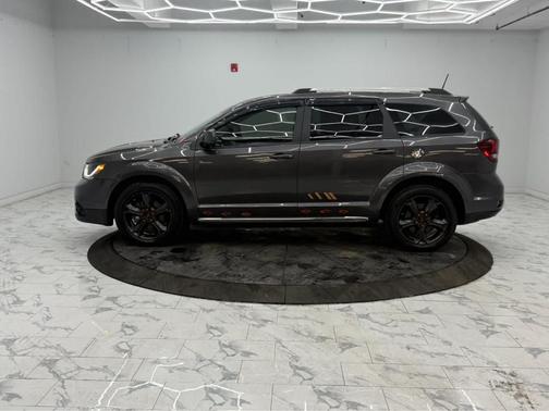 2019 Dodge Journey Crossroad