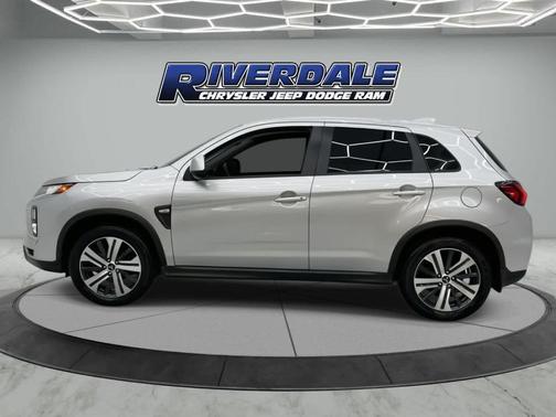 2024 Mitsubishi Outlander Sport ES