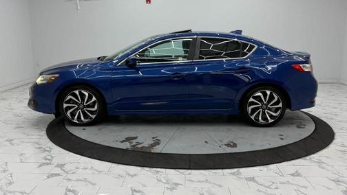 2017 Acura ILX Premium & A-SPEC Packages