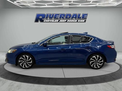 2017 Acura ILX Premium & A-SPEC Packages