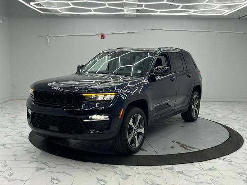 2023 Jeep Grand Cherokee 4xe Base