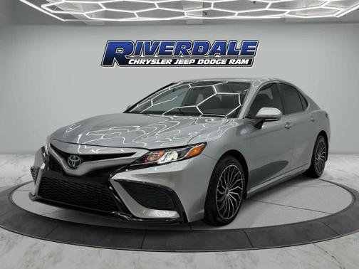 2024 Toyota Camry SE Nightshade