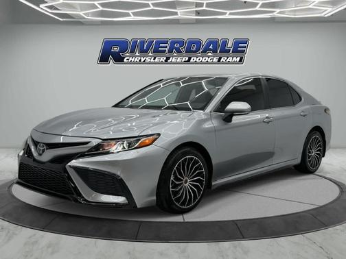 2024 Toyota Camry SE Nightshade
