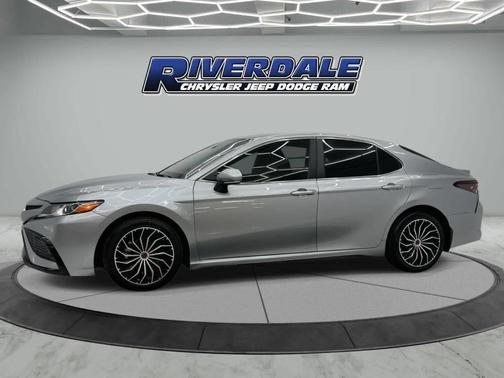 2024 Toyota Camry SE Nightshade