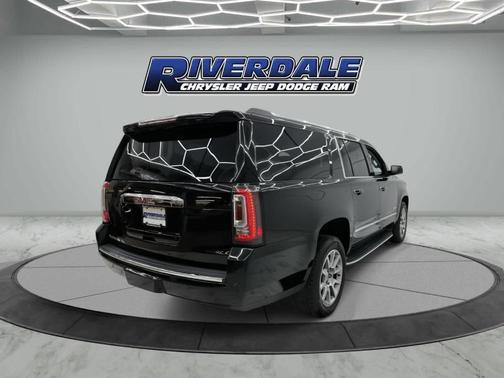 2020 GMC Yukon XL Denali