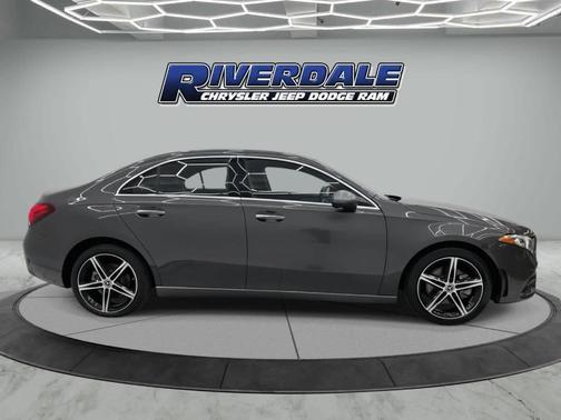 2022 Mercedes-Benz A-Class A 220 4MATIC