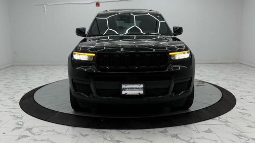 2022 Jeep Grand Cherokee L Laredo