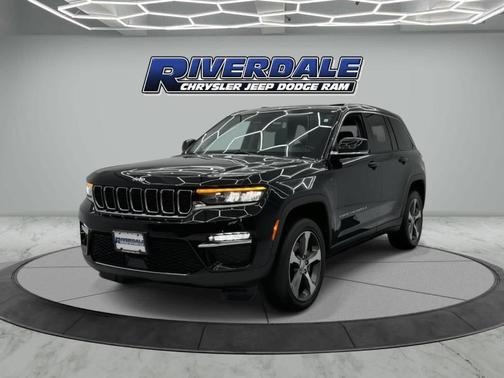 2022 Jeep Grand Cherokee 4xe Base