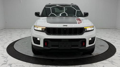 2022 Jeep Grand Cherokee Trailhawk