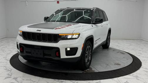 2022 Jeep Grand Cherokee Trailhawk