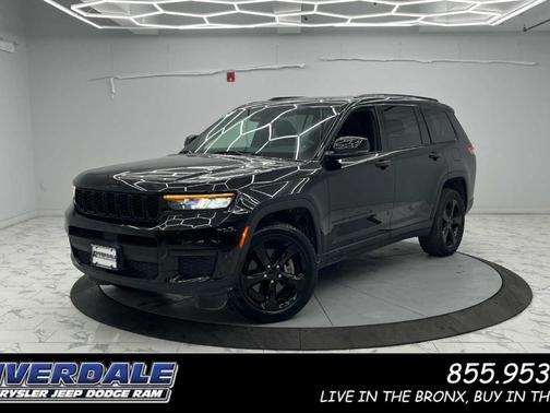 2022 Jeep Grand Cherokee L Laredo