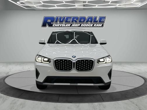 2022 BMW X4 xDrive30i