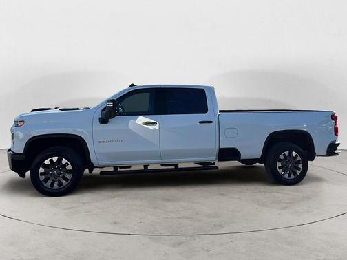 2022 Chevrolet Silverado 2500 Custom