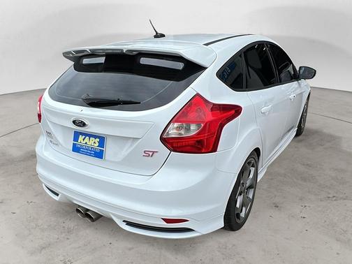 Oxford White 2014 Ford Focus ST