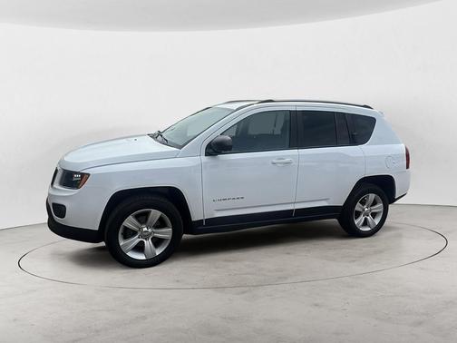 Bright White Clearcoat 2017 Jeep Compass Sport
