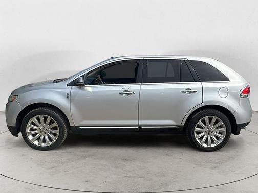 2013 Lincoln MKX Base