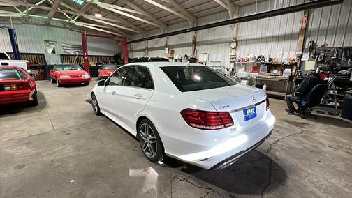 2015 Mercedes-Benz E-Class 