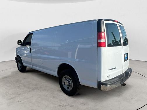 2017 Chevrolet Express 2500 Work Van