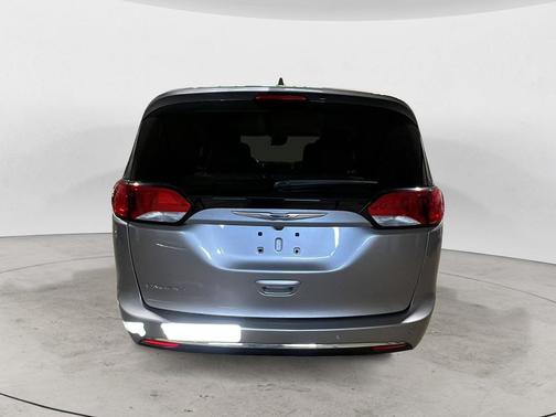 2018 Chrysler Pacifica Touring-L Plus