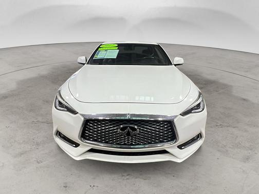 2017 INFINITI Q60 2.0T