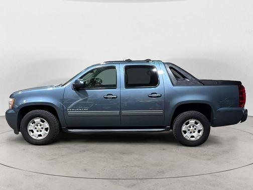 2011 Chevrolet Avalanche 1500 LS