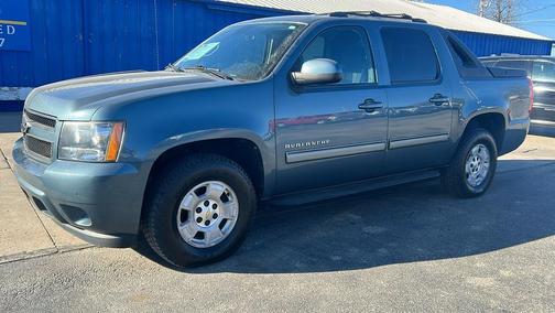 2011 Chevrolet Avalanche 1500 LS