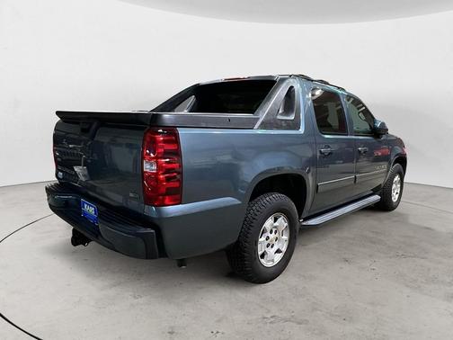 2011 Chevrolet Avalanche 1500 LS