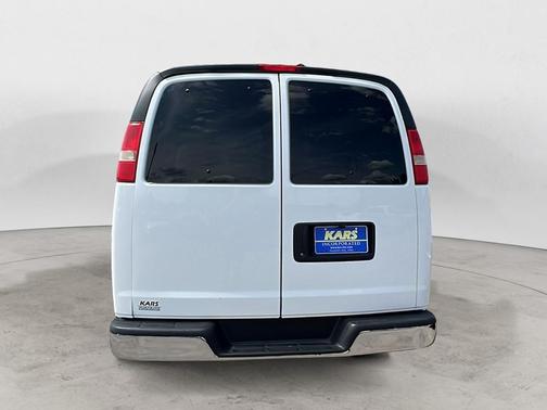 Summit White 2014 Chevrolet Express 2500 LT