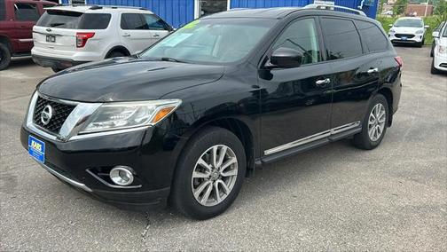 2014 Nissan Pathfinder SL
