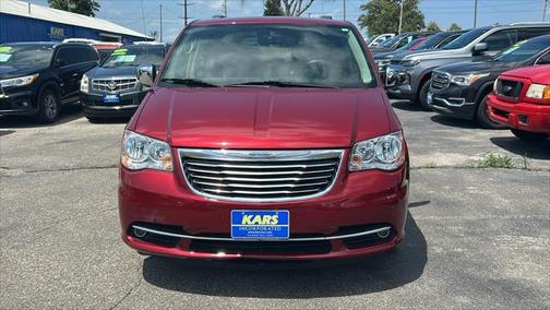 2014 Chrysler Town & Country Touring-L