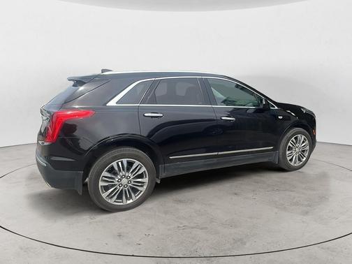 Stellar Black Metallic 2017 Cadillac XT5 Premium Luxury