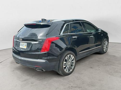 Stellar Black Metallic 2017 Cadillac XT5 Premium Luxury