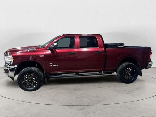 2021 RAM 2500 Tradesman Crew Cab 4x4 6'4' Box