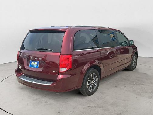 Octane Red Pearlcoat 2017 Dodge Grand Caravan SXT