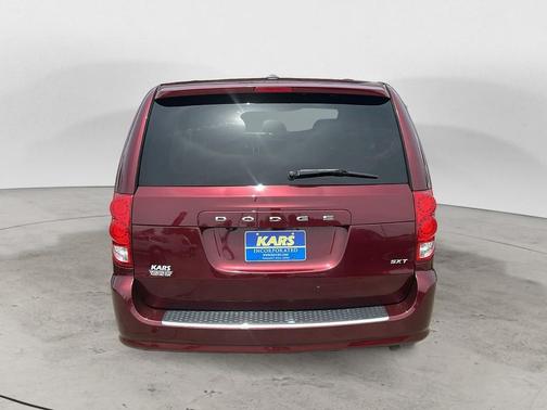 Octane Red Pearlcoat 2017 Dodge Grand Caravan SXT