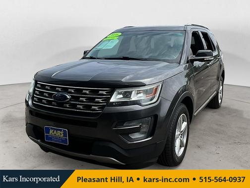 Gray 2016 Ford Explorer XLT