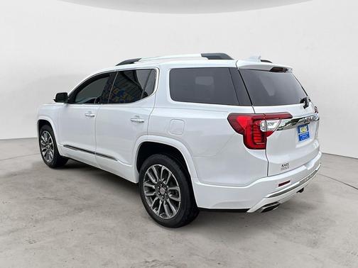 White Frost Tricoat 2021 GMC Acadia Denali