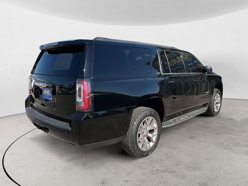 Onyx Black 2016 GMC Yukon XL SLT