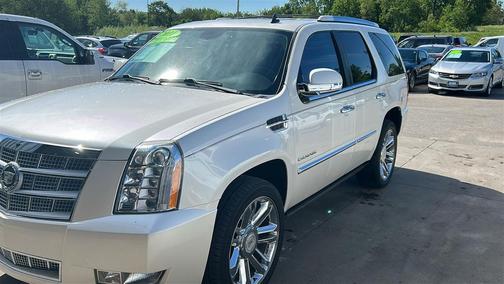 CREAM 2011 Cadillac Escalade Platinum Edition
