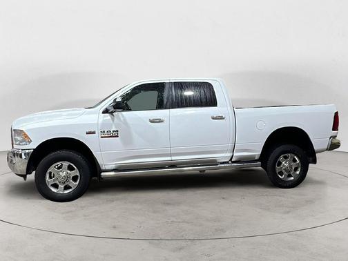 2018 RAM 2500 Big Horn Crew Cab 4x4 6'4' Box