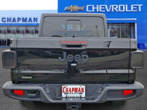 2022 Jeep Gladiator Sport S