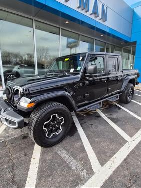 2022 Jeep Gladiator Sport S